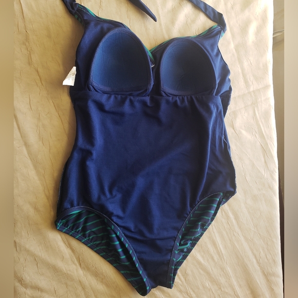 Vintage Striped One-Piece Swimsuit - Blue and Green - Picture 5 of 9